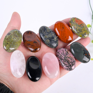 Piedra de Palma Ovalada Grande de Cristal Espiritual, Piedra de Masaje de Cristal Curativo para Meditación - Product Image 1