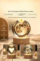 Boule de cristal 3D gravée créative transfrontalière avec base en bois illuminée – Décoration et cadeau pour Noël, Nouvel An, Halloween, Pâques
