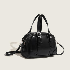 Sac à main zippé rétro haut de gamme pour femme, petit sac bandoulière polyvalent en polyester avec doublure en PU et sangle décorative colorée - Product Image 4