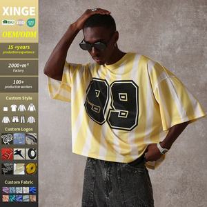 T-shirt Homme Streetwear en Maille Style Maillot de Baseball Rayé, Coupe Épaules Tombantes, Imprimé Personnalisé, Sportif Décontracté, Coupe Courte et Boxy - Product Image 1