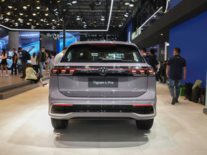 สำหรับ <span class=keywords><strong>Volkswagen</strong></span> Tiguan L: ตัวเลือกที่เหมาะสำหรับผู้ที่กำลังมองหาพลังสไตล์และความสะดวกสบาย - Product Image 6