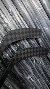 Série de bâtons de hockey en fibre de carbone pour seniors, intermédiaires, juniors et jeunes, en stock, 9000 pièces en stock, vente rapide, expédition rapide - Product Image 3