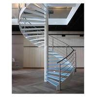 Escalier en colimaçon moderne sur mesure pour intérieur, structure en acier au carbone, marches en bois massif, garde-corps de sécurité