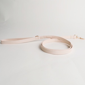 Collare per Cani in Pelle PU di Lusso, Resistente e Regolabile, Design Semplice e Confortevole per Cani di Piccola, Media e Grande Taglia - Product Image 2