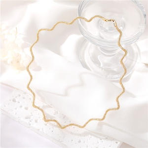 <span class=keywords><strong>Cadena</strong></span> de collar tejida de onda italiana, Latón chapado en oro de 14K, venta al por mayor - Product Image 3