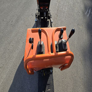 Kleine betonmixer, eenvoudig te bedienen, één persoon kan het laden, mengen, transporteren en lossen van de betonmengsel voltooid. - Product Image 3