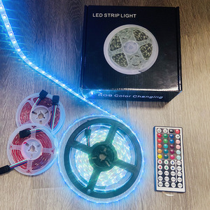 Juego de tiras de luces <span class=keywords><strong>LED</strong></span> inteligentes RGB 5050, tira de luz regulable con Control remoto de siete colores para decoración de festivales - Product Image 4