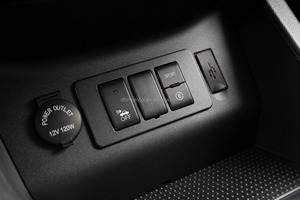 Autos <span class=keywords><strong>Nuevos</strong></span> de la Mejor Calidad 2026, Dongfeng Forthing Lingzhi M5, Gasolina, 14 Asientos, Precio Económico de Fábrica, Monovolumen Familiar - Product Image 6
