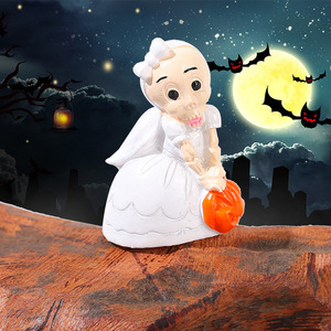 HAOXUAN Halloween Monstruo Verde Bruja Mago Casa del Árbol Resina Pequeña Figura Miniatura Paisaje Accesorios Animados - Product Image 5