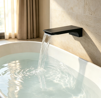 Robinet de baignoire mural HONGDEC moderne noir mat avec bec cascade long et plat pour salle de bain