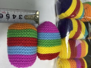 ลูกบอลบีบคลายเครียดรูปไข่ถักโครเชต์ ของเล่นนุ่มๆ ช่วยผ่อนคลาย - Product Image 3