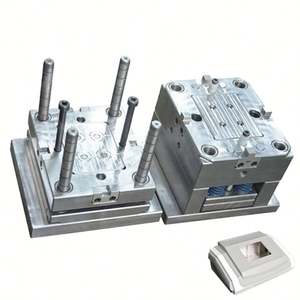 Fabricant personnalisé de moule pour petite pièce en nylon PA12 naturel blanc pour produit fini en plastique - Product Image 1