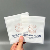 Sachets personnalisés pour aligneurs dentaires, pochettes refermables à fermeture éclair, petits accessoires, emballage pour appareils de rétention, sachets transparents à fermeture éclair, scellés sur 3 côtés