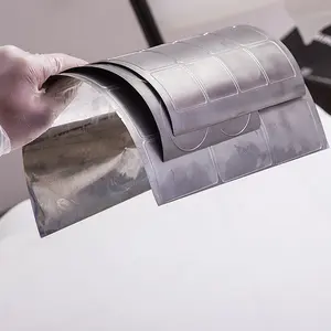 Placas de corte flexíveis para adesivos de corte