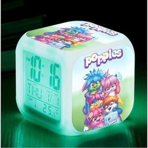 Reloj Despertador Cuadrado Creativo con Cambio de Color, LED Silencioso y Luminoso, Venta al Por Mayor - Product Image 6