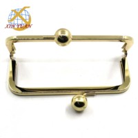 En gros 15.5*6.4cm Or Baiser Serrure Fermoir En Métal Sac À Main Cadre Matériel Spécial Sac Accessoires Embrayage Cadre