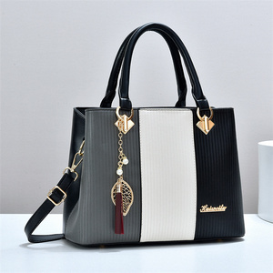 Nouveau Sac à Main Femme Tendance 2026 en <span class=keywords><strong>Cuir</strong></span> PU, Grand Sac Fourre-Tout Bandoulière Grande Capacité, Sac Personnalisé d'Usine pour Femmes - Product Image 3