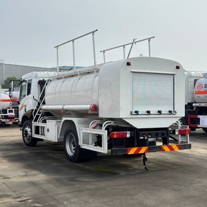 Petit camion-citerne FAW 4x2 5000L diesel/essence, camion-citerne à carburant 6CBM, camion-citerne mobile, véhicule de ravitaillement mobile - Product Image 4