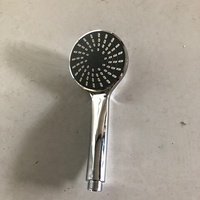 Salle de bain intérieure et extérieure tout-en-un