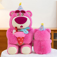 Chapeau d'anniversaire à gros nez, ours en peluche avec gâteau à la fraise, ours rose mignon tenant un gâteau, oreillers créatifs, cadeaux, jouets en peluche