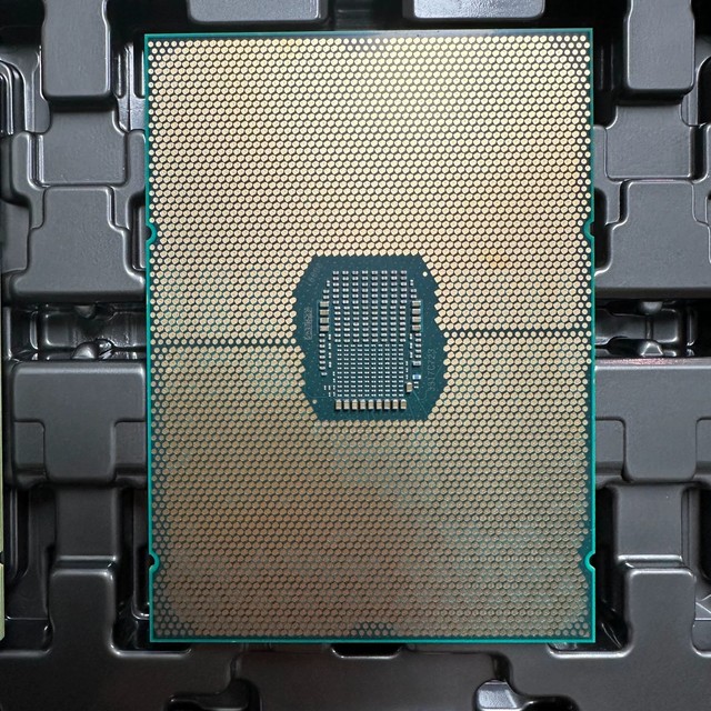 Intel Xeon Platinum 8380 40 Core CPU 2.3GHz Base 3.4GHz Turbo 270W TDP for HPC Workloads