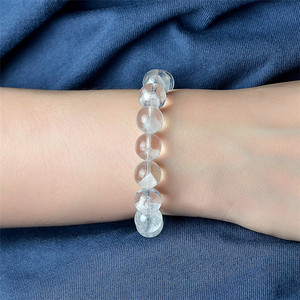 สร้อยข้อมือคริสตัลสีขาวธรรมชาติคุณภาพสูง รูปทรงพีระมิด สำหรับผู้หญิงและคู่รัก เครื่องประดับคริสตัลสีขาวสดใส เรียบง่าย ให้พลังงานบวก - Product Image 3