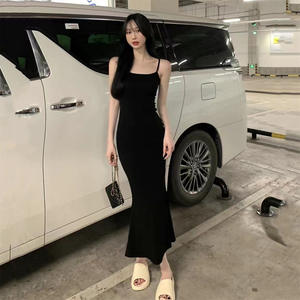 Vestido de tirantes sin mangas con cintura ajustada y espalda descubierta, estilo dulce y picante, para mujer, novedad de verano, efecto adelgazante, diseño de cola de pez, falda cruzada. - Product Image 1