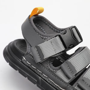 Sandales plates d'été pour garçons, légères, respirantes, antidérapantes, chaussures d'extérieur, rubans décoratifs tendance, nouveau type de fermeture à boucle - Product Image 2