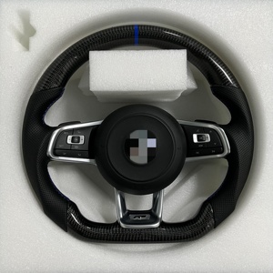 Volant en fibre de carbone pour <span class=keywords><strong>Volkswagen</strong></span> VW <span class=keywords><strong>Golf</strong></span> 7 MK7 7.5 GTI GTD <span class=keywords><strong>GTE</strong></span> R 2013-2020 Polo GTI Tiguan Passat - Product Image 4
