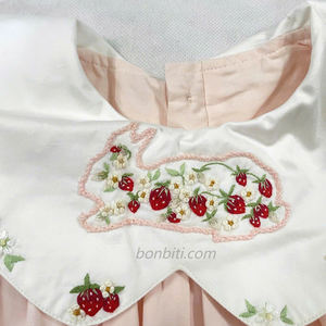 Precioso Vestido Rosa para Bebé con Cuello Bordado de Fresa y Diseño de Conejito, Vestido de Algodón Suave y Transpirable para Niñas Pequeñas - Product Image 6