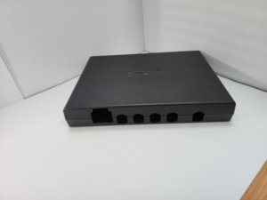 Carcasa de Plástico para Computadora Automotriz Personalizada, Moldeada por Inyección, para Sistema de Control de Vehículos - Product Image 2