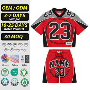 Camiseta Deportiva Urbana para Hombre, Manga Corta, Corte Cuadrado, Personalizable con Nombres/Números, Cuello en V, Unisex, Moderna, 100% Algodón - Product Image 1