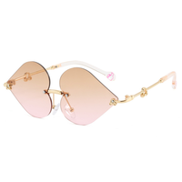 Nouvelle mode petite fille Uv 400 lunettes enfants gros lunettes de soleil rétro forme de coeur lunettes de soleil roses