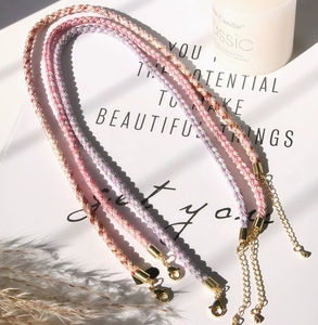 Nuova Popolare Collana Choker con Corda Intrecciata Effetto Onda d'Acqua Multicolore Arcobaleno con Estremità Dorate - Product Image 4