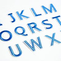 Patchs en tissu brodés lettres et chiffres anglais colorés, best-sellers transfrontaliers, pour vêtements, chaussures, sacs, chapeaux et accessoires