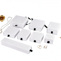 Boîte à bijoux rigide avec tiroir coulissant, en carton rigide blanc avec tirette en ruban noir, pour l'emballage de bagues, boucles d'oreilles, colliers et bracelets