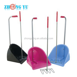 Cuillère à <span class=keywords><strong>fumier</strong></span> de cheval Stable Mate PP avec râteau en métal Nouvelle condition Élimine efficacement les excréments pour faciliter le nettoyage des fermes - Product Image 3