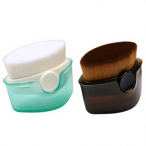 Pinceau plat portable pour le visage, idéal pour le fond de teint, le correcteur et les masques faciaux – Outil de beauté naturel très demandé - Product Image 4