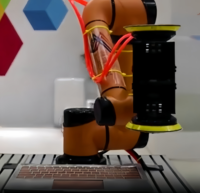Robot AUBO-i5H de polissage de surface de produit 3C 5kg 886mm avec outil de contrôle de Force à changement rapide Cobot de meulage d'ébavurage
