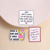 Vente en gros usine, expédition immédiate : Pin's en émail personnalisé avec citation positive et inspirante sur la santé mentale, pour sacs à dos