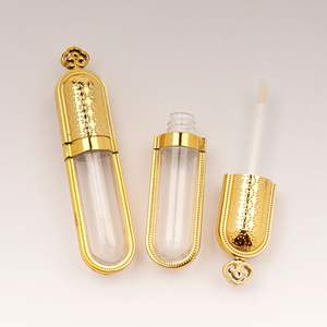 หลอดลิปกลอสเปล่าหรูหราสีทอง 8 มล. พร้อมโลโก้สั่งทำพิเศษ หลอดลิปกลอสทรงมงกุฎ ดีไซน์ไม่ซ้ำใคร บรรจุภัณฑ์เครื่องสำอาง - Product Image 2
