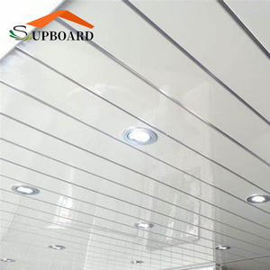 Panneau mural en PVC au design moderne <span class=keywords><strong>Bande</strong></span> de plafond de douche en plastique 45% 2.9kg ignifuge et étanche à l'humidité pour les applications hôtelières - Product Image 2