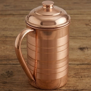 Carafe en cuivre pur de qualité supérieure, motif lignes horizontales, carafe à eau, carafe ayurvédique pour la santé, vaisselle en cuivre contemporaine - Product Image 1