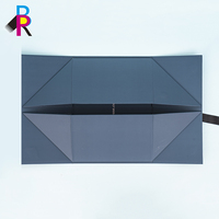 Boîte cadeau en papier pliable magnétique personnalisée avec ruban pour l'emballage de vêtements, chaussures créatives, perruques, parfums, bougies, produits de luxe