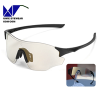 Lunettes de soleil sport photochromiques Kapvoe pour hommes et femmes, protection UV 100%, verres TR90 et monture TAC, VTT/Montagne/Vélo de route