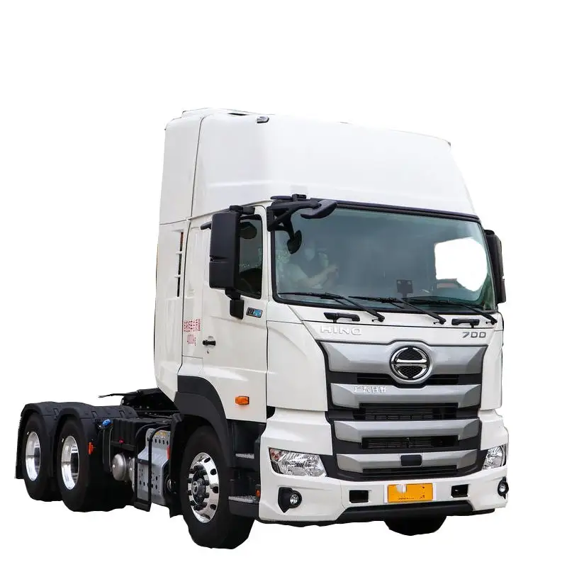 Hino marca 6X4 Cummins motor diesel 560HP caminhão trator 418KW preço promocional caminhão de reboque 10 caminhão pesado SINOTRUCK manual