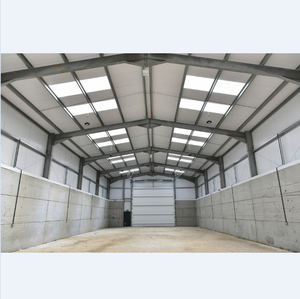 Tùy chỉnh thiết kế prefab khung thép xây dựng cho trang trại và nhà để xe đổ sử dụng trang trại Thiết kế 5 năm bảo hành - Product Image 6