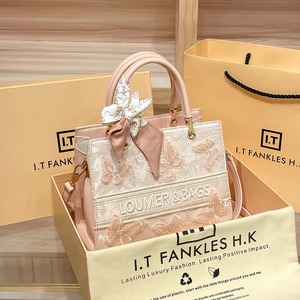 New Women's Spring Arrival High-end Embroidered PU Lining <b>Square</b> Lady's Handbag with Cover Closure - Product Image 4
