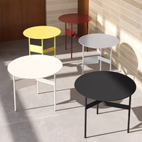 Table d'appoint nordique de luxe, table ronde moderne et minimaliste, table d'angle de canapé de salon, colorée