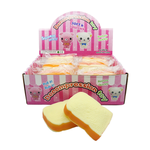Jouet en peluche TPR en forme <span class=keywords><strong>de</strong></span> tranches <span class=keywords><strong>de</strong></span> <span class=keywords><strong>pain</strong></span> originales et exotiques, simulant une garniture alimentaire, avec rebond lent, pour soulager le stress - Product Image 1